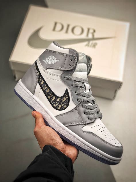 mid jordan dior|Dior jordan 1 high sneakers.